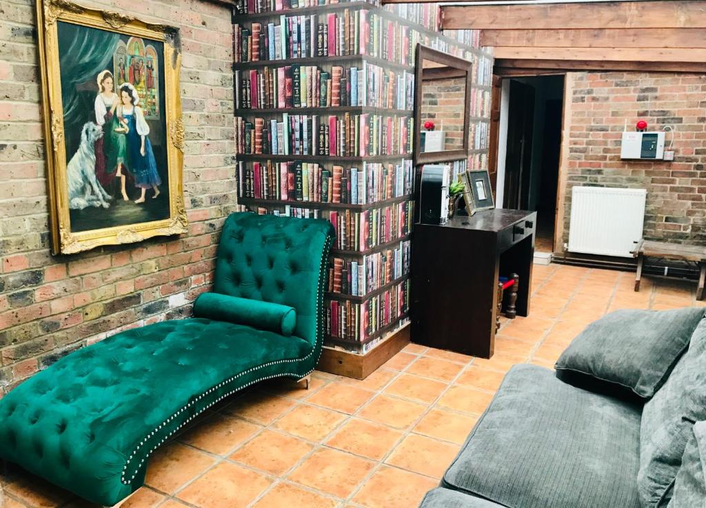 Guest lounge