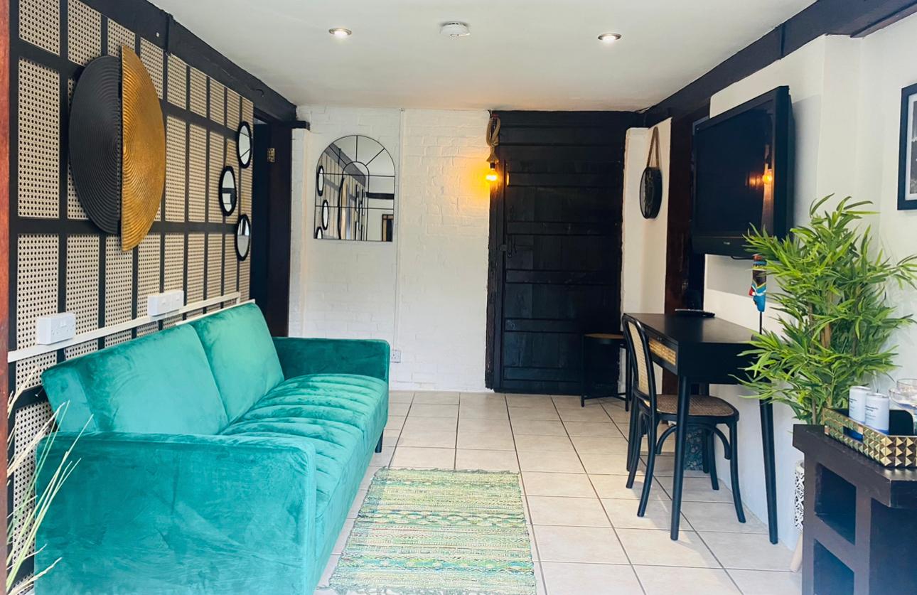 The Stables suite lounge